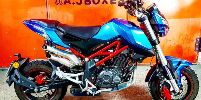 aj boxes moto